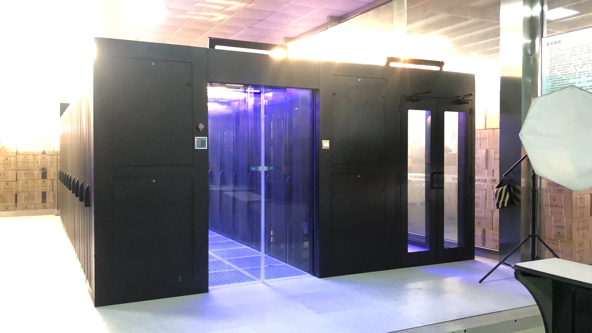 機(jī)柜廠家為您講解服務(wù)器機(jī)柜設(shè)備布局需要考慮哪些因素