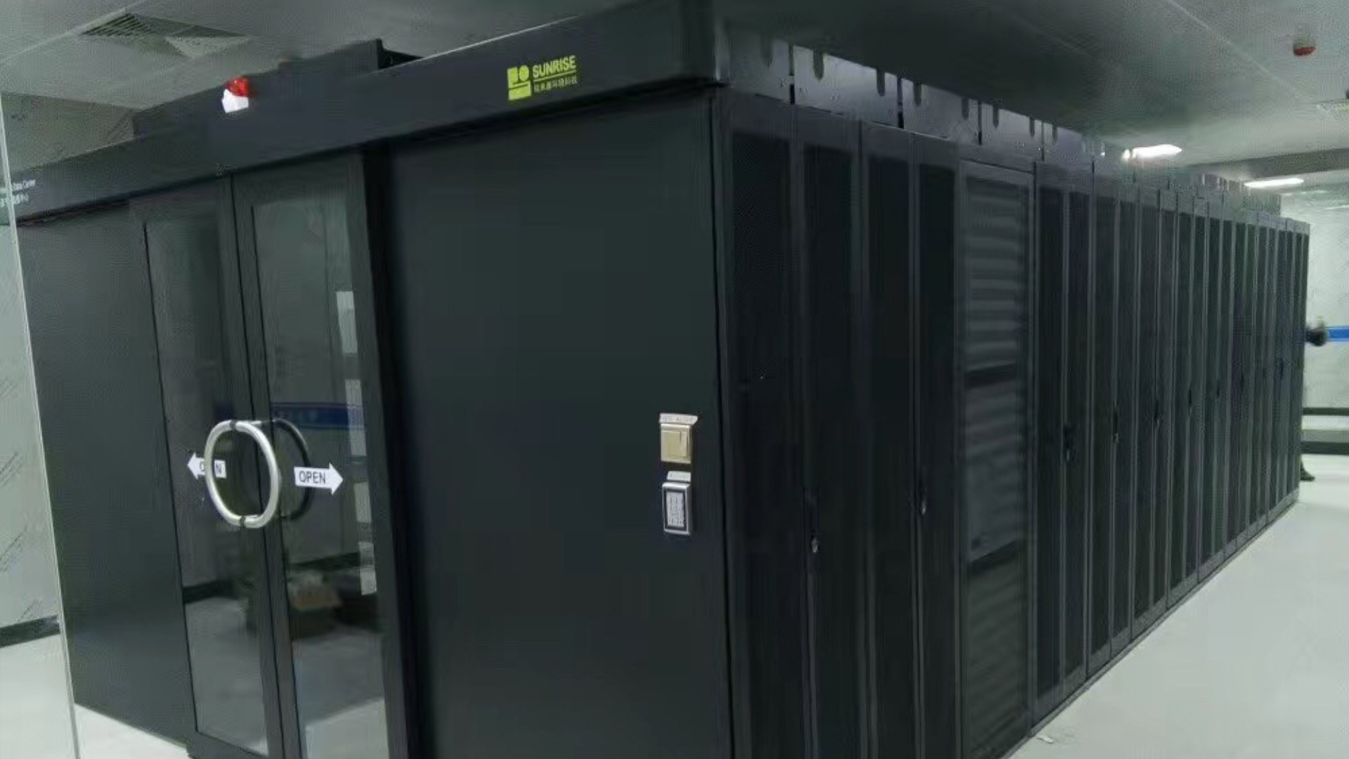 數(shù)據(jù)機房冷通道數(shù)據(jù)中心系統(tǒng)設(shè)備清單介紹