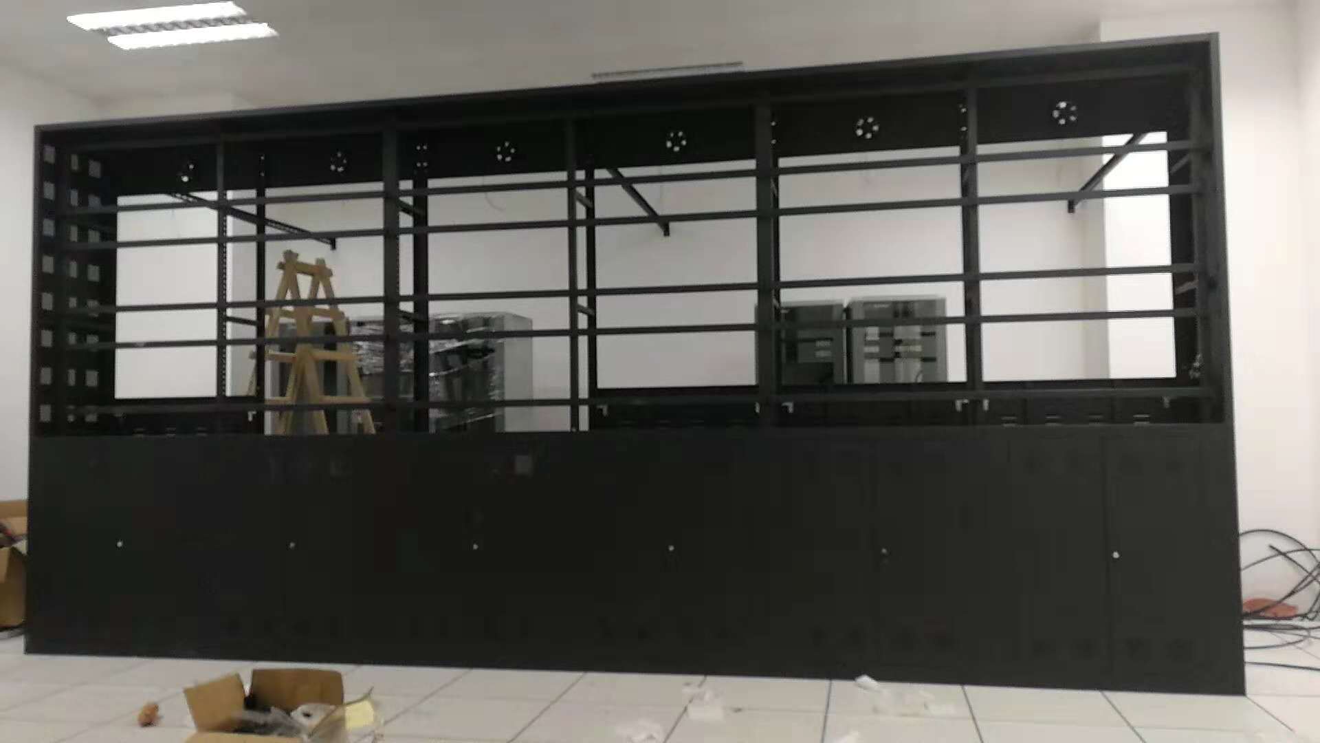 精致拼接墻機(jī)柜-常見知識(shí)問答