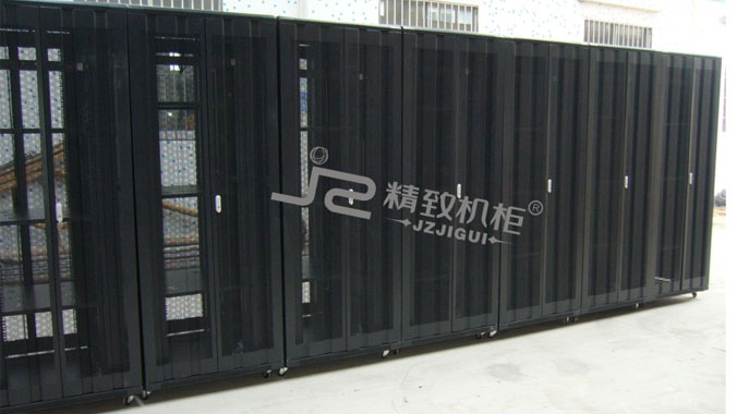 數(shù)據(jù)中心機(jī)柜解密，輕松掌握基礎(chǔ)知識(shí)