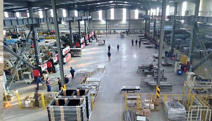 源頭廠家直銷：除了“價(jià)格更低”，機(jī)柜采購(gòu)還能獲得什么？（精致機(jī)柜揭秘）